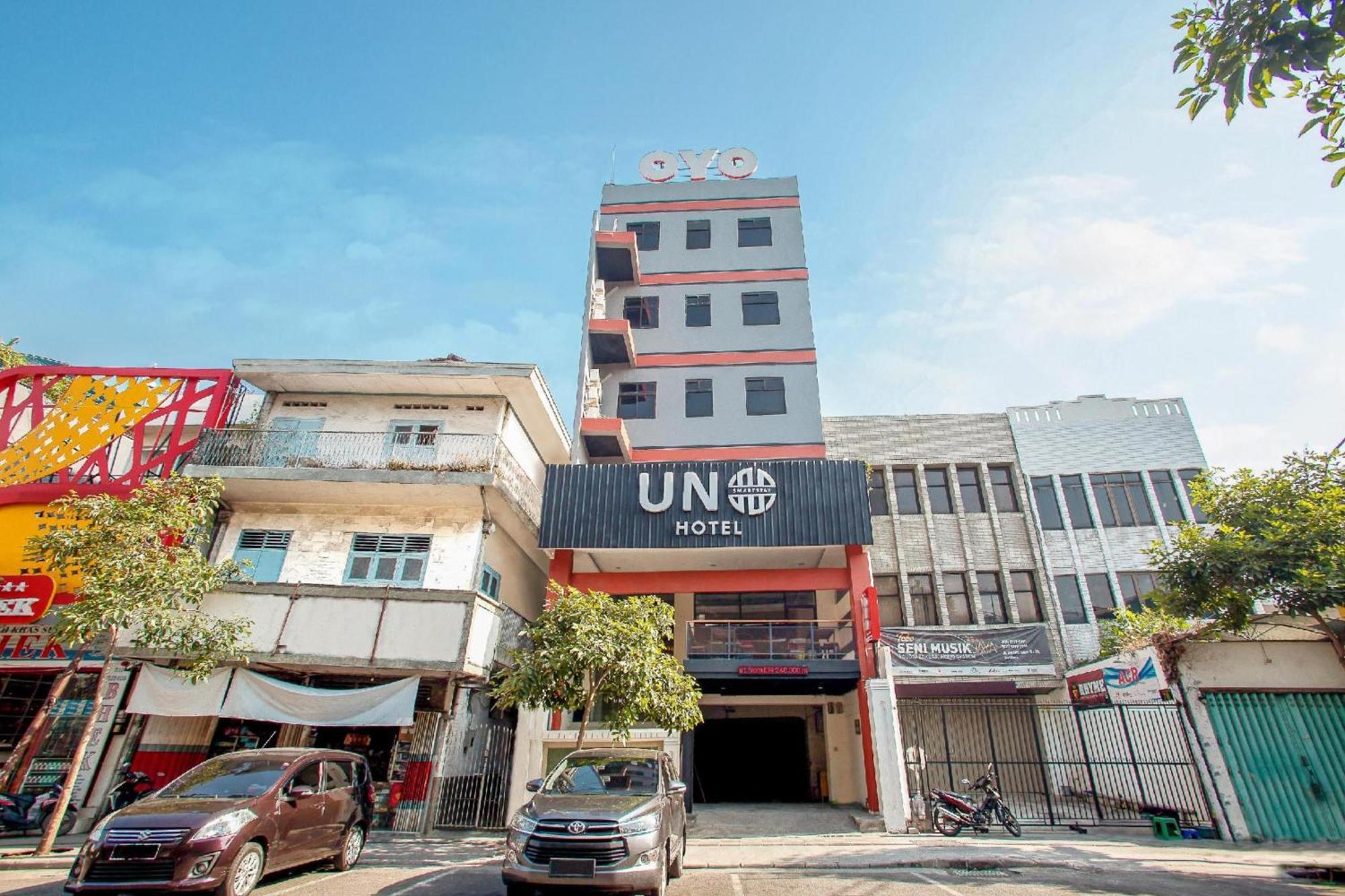 Hotel O Genteng Near Genteng Market Formerly Uno Hotel Сурабая Екстериор снимка