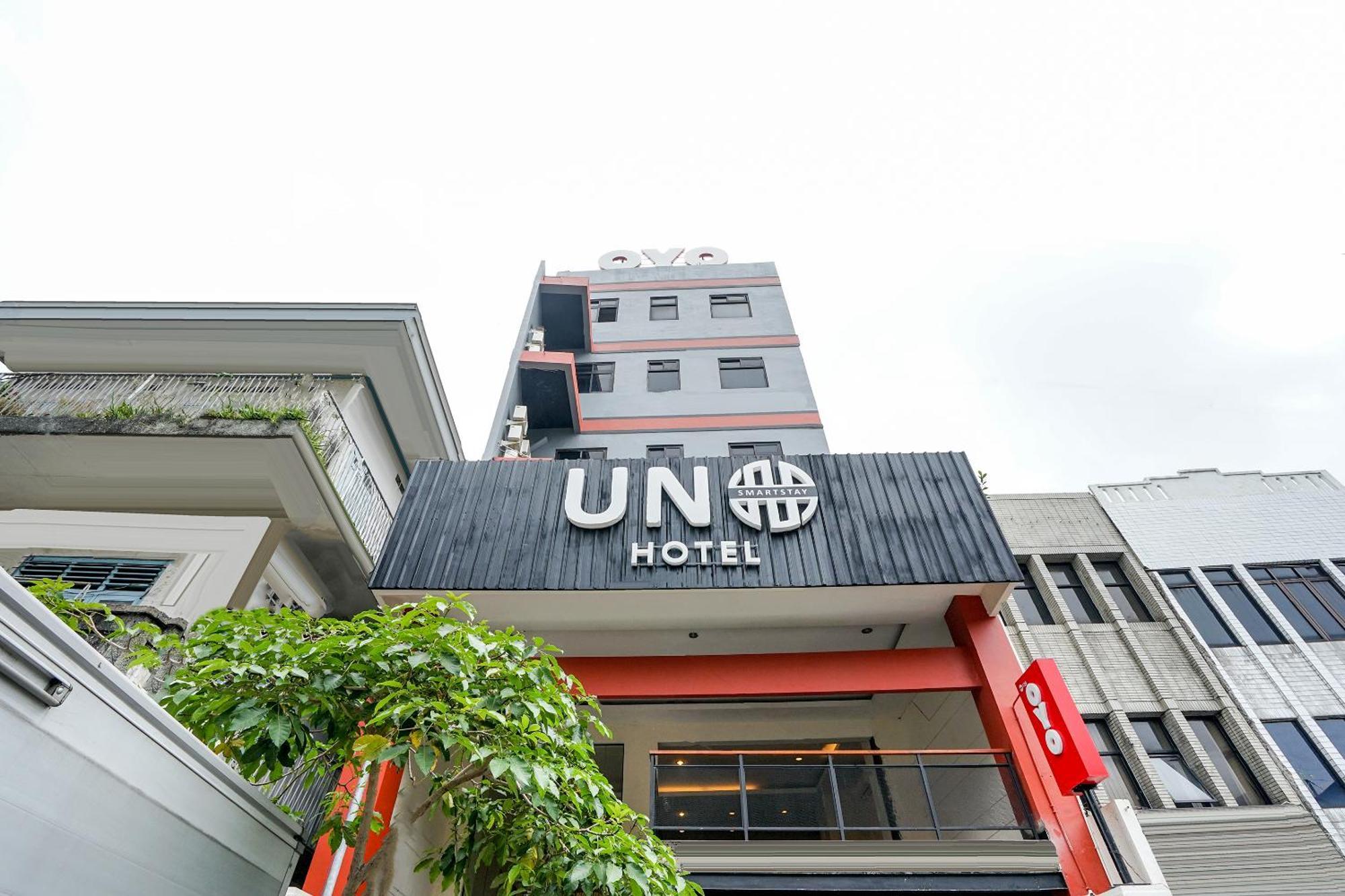 Hotel O Genteng Near Genteng Market Formerly Uno Hotel Сурабая Екстериор снимка